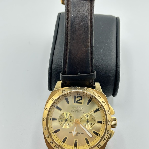 Invicta Model 43660-004 Gold Plated With Leather Band #511